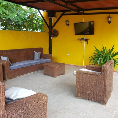 Imagen de los interiores del Hostal Coco Bahia. Foto 22