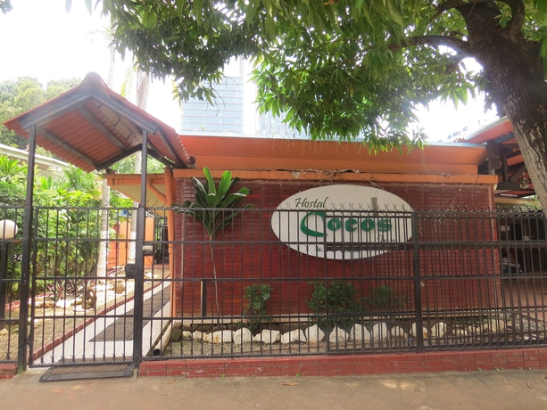 Imagen de los exteriores del Hostal Cocos Inn. Foto 10
