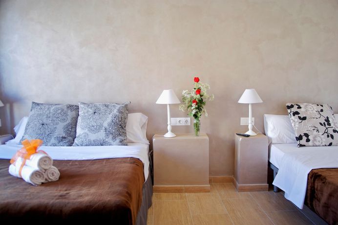 Imagen de la habitación del Hostal Colkida. Foto 5