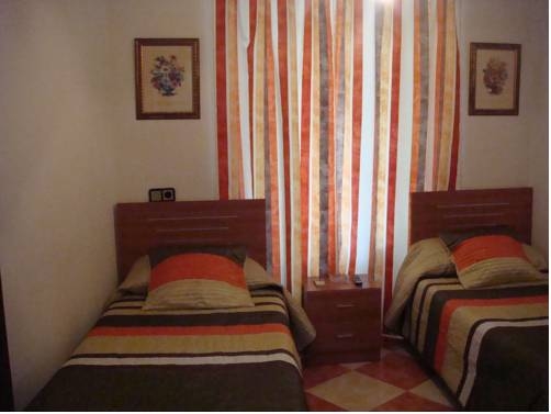 Imagen general del Hostal Colon, Cádiz. Foto 4