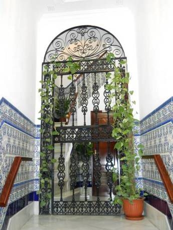 Imagen general del Hostal Colon, Cádiz. Foto 9