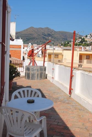 Imagen general del Hostal Colonia, Roses. Foto 3