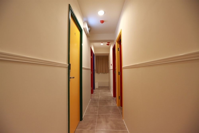 Imagen de los interiores del Hostal ColorZ. Foto 10