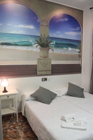 Imagen de la habitación del Hostal Comercial. Foto 3