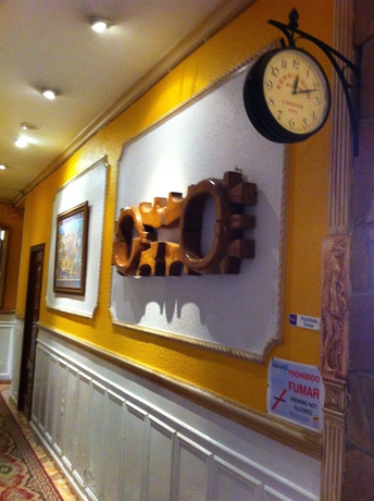 Imagen de los interiores del Hostal Comercial. Foto 14