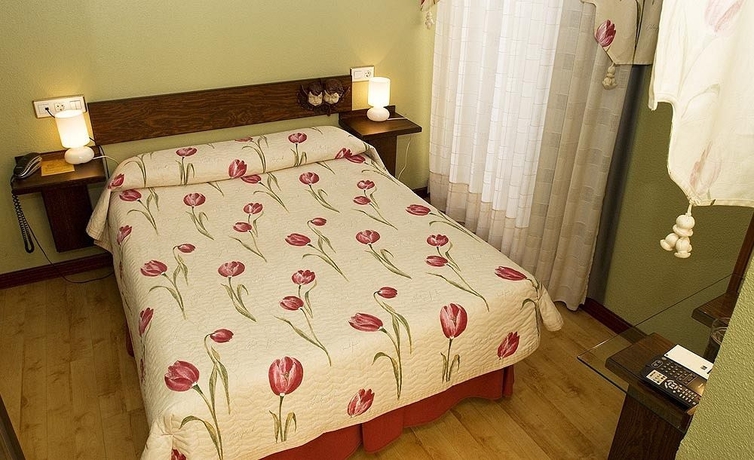 Imagen de la habitación del Hostal Concejo. Foto 12