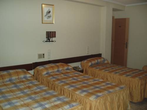 Imagen de la habitación del Hostal Conde David. Foto 3