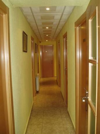 Imagen de los interiores del Hostal Conde David. Foto 12