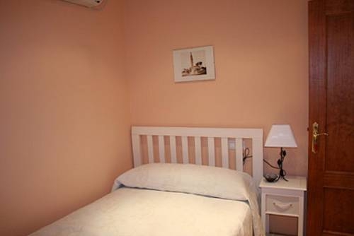 Imagen general del Hostal Conde De La Encina. Foto 6