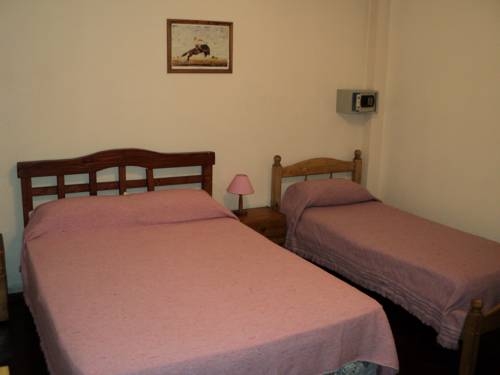 Imagen de la habitación del Hostal Confluencia. Foto 13