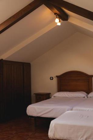 Imagen de la habitación del Hostal Corper Navalcarnero. Foto 13