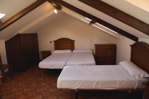 Imagen de la habitación del Hostal Corper Navalcarnero. Foto 14