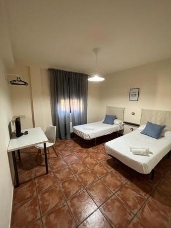 Imagen general del Hostal Corper Navalcarnero. Foto 10