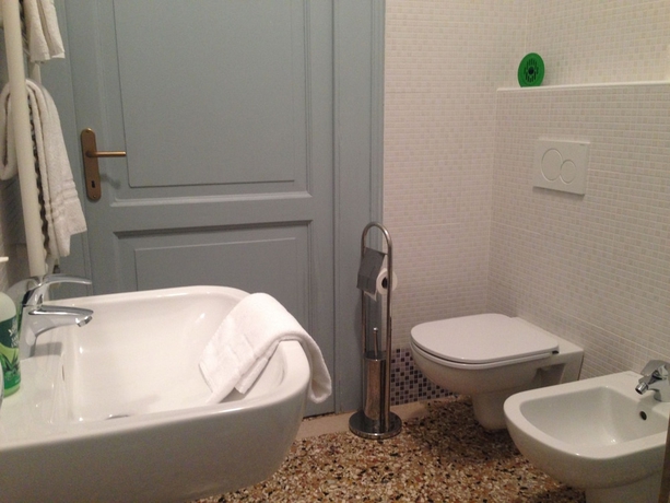 Imagen de la habitación del Hostal Corte Loredana. Foto 13