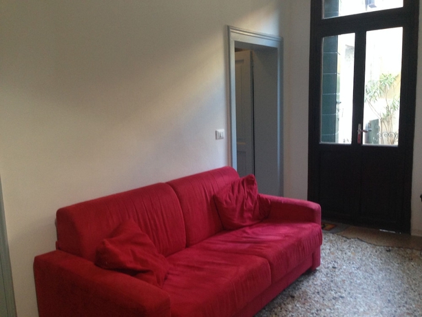Imagen de los interiores del Hostal Corte Loredana Only adult - No Housekeeping. Foto 17