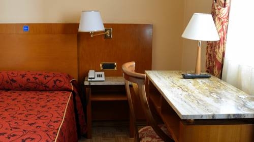 Imagen general del Hostal Cortes, Cuenca. Foto 9