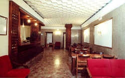 Imagen de los interiores del Hostal Cortes. Foto 14