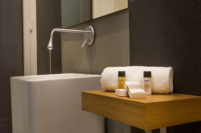 Imagen de la habitación del Hostal Cosmopolitan Boutique Rambla. Foto 6