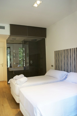 Imagen de la habitación del Hostal Cosmopolitan Boutique Rambla. Foto 9