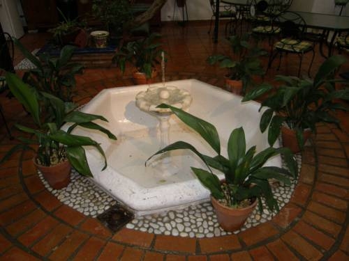 Imagen de la habitación del Hostal Costa Azul, Granada. Foto 12