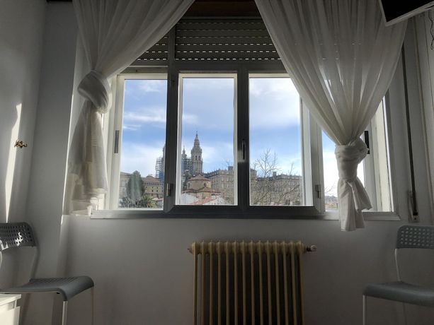 Imagen de la habitación del Hostal Costa Azul, Santiago de Compostela. Foto 7