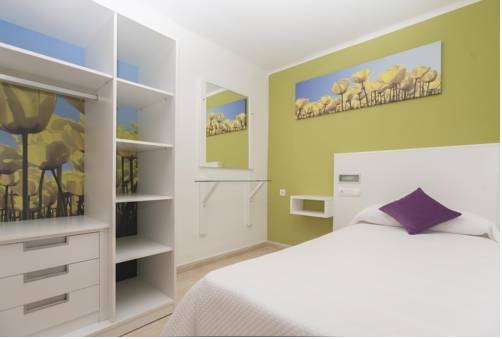 Imagen de la habitación del Hostal Costa Blanca, Figueretas. Foto 4