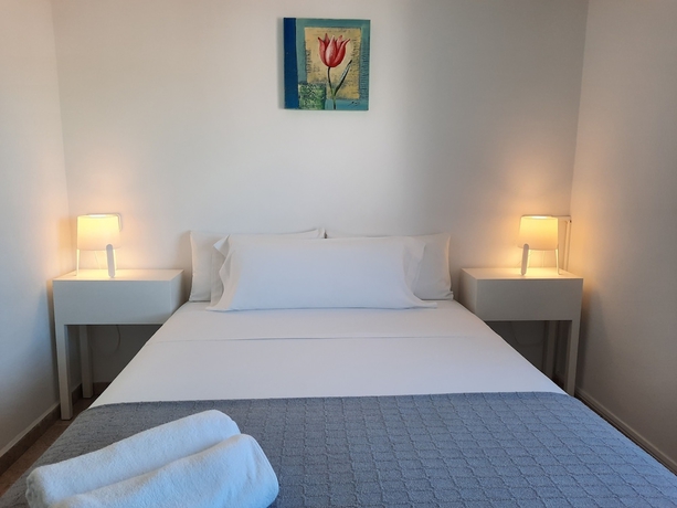 Imagen de la habitación del Hostal Costa Ibiza. Foto 4
