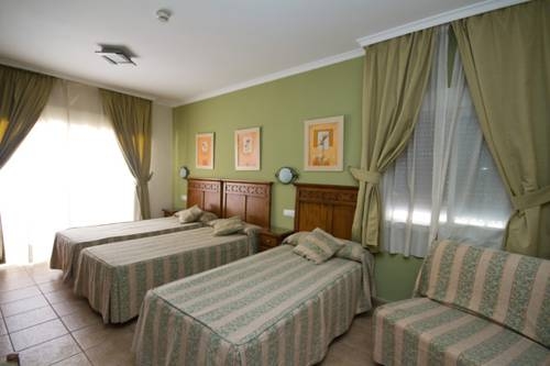 Imagen general del Hostal Costa Luz. Foto 5