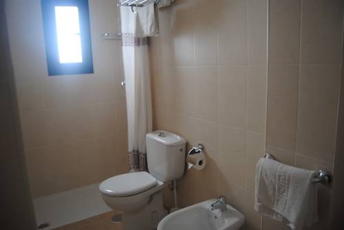 Imagen general del Hostal Costabella, Fuengirola. Foto 6