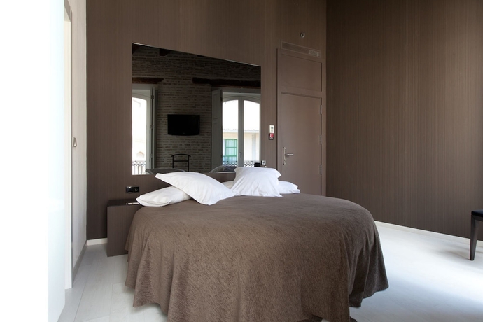 Imagen de la habitación del Hostal Cosy Rooms Embajador. Foto 13