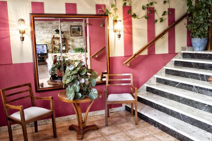 Imagen de los interiores del Hostal Covadonga, Cangas de Onis. Foto 11