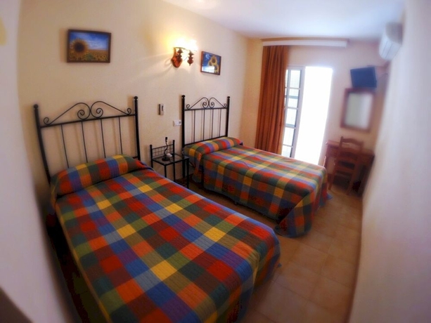 Imagen de la habitación del Hostal Cuevas. Foto 5