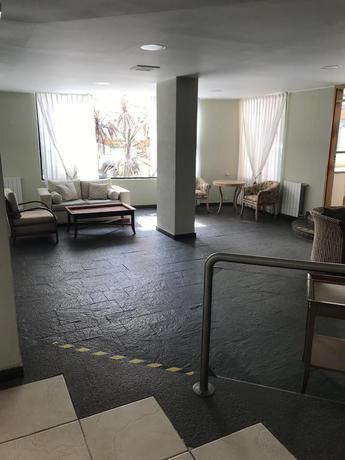 Imagen de los interiores del Hostal DEL SOL, San Bernardo. Foto 4