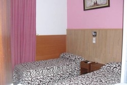 Imagen de la habitación del Hostal Daniel, Lavapi&eacute;s. Foto 2