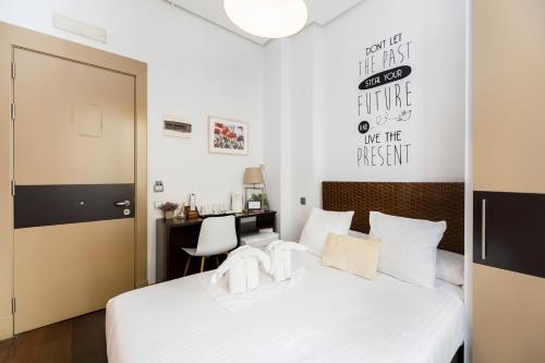Imagen de la habitación del Hostal Das Barbieri. Foto 11