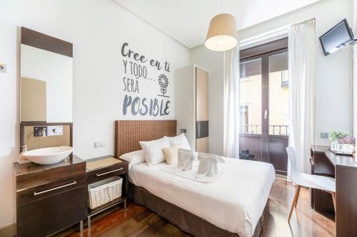 Imagen de la habitación del Hostal Das Barbieri. Foto 15