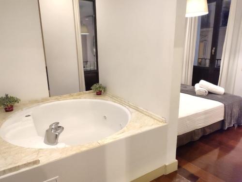 Imagen de la habitación del Hostal Das Barbieri. Foto 17
