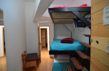 Imagen de la habitación del Hostal De La 57. Foto 5