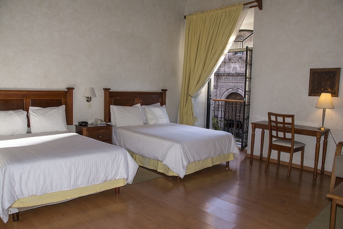 Imagen de la habitación del Hostal De La Monja. Foto 13