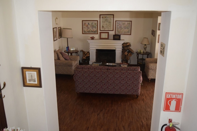 Imagen de los interiores del Hostal De La Rabida. Foto 18