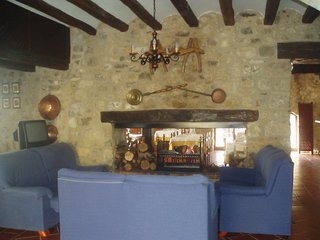 Imagen de los interiores del Hostal De La Rovira. Foto 6