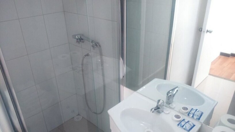 Imagen de la habitación del Hostal Del Rio, CONCEPCION. Foto 10