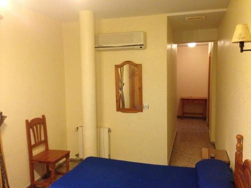 Imagen de la habitación del Hostal Delfin Verde. Foto 7