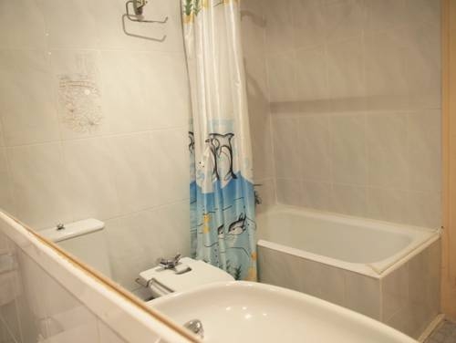 Imagen de los interiores del Hostal Delfos. Foto 16