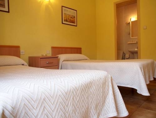 Imagen de la habitación del Hostal Delfos. Foto 8