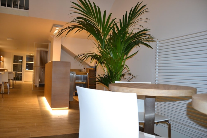 Imagen de los interiores del Hostal Deniké Hostal Grupo Atalaia. Foto 19