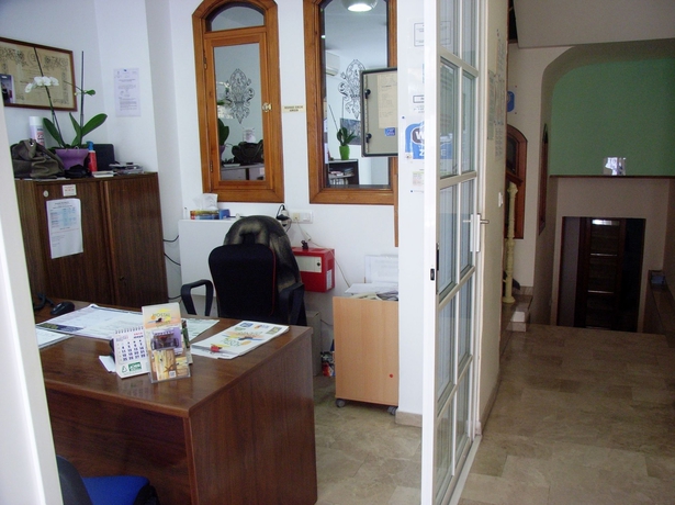Imagen de los interiores del Hostal Dianes. Foto 14