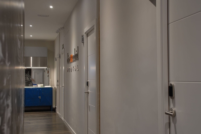 Imagen de los interiores del Hostal Diezmadrid. Foto 19