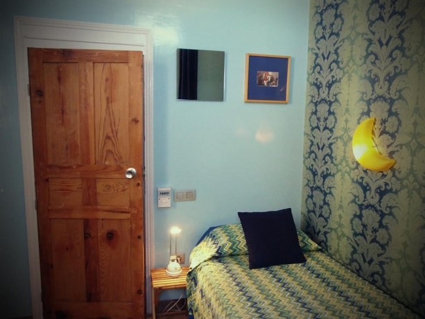 Imagen de la habitación del Hostal Dolce Vita, Madrid. Foto 18