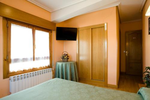 Imagen de la habitación del Hostal Domingo. Foto 8